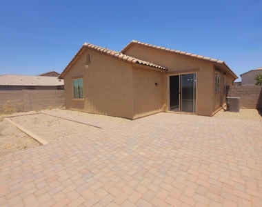 23204 N 175th Lane - Photo Thumbnail 3
