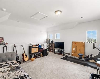 3016 Prairie Trail Avenue - Photo Thumbnail 25