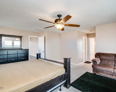 16429 W Remuda Drive - Photo Thumbnail 21