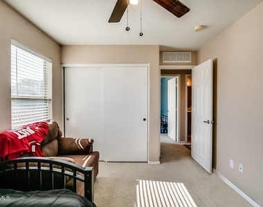 16429 W Remuda Drive - Photo Thumbnail 28