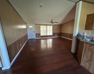 6105 Eagle Court - Photo Thumbnail 12