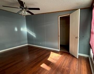 6105 Eagle Court - Photo Thumbnail 21