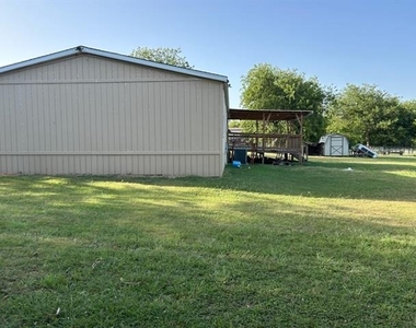 6105 Eagle Court - Photo Thumbnail 4