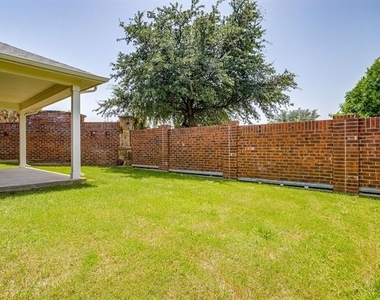 3801 Weatherstone Drive - Photo Thumbnail 39
