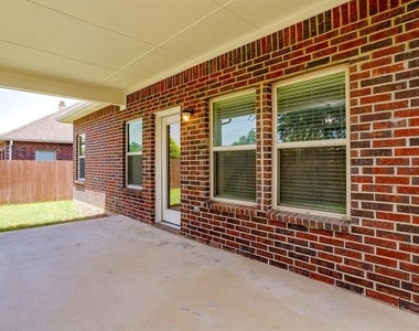 3801 Weatherstone Drive - Photo Thumbnail 35