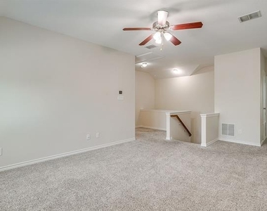 3801 Weatherstone Drive - Photo Thumbnail 32