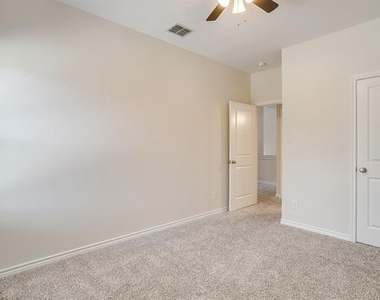 3801 Weatherstone Drive - Photo Thumbnail 29