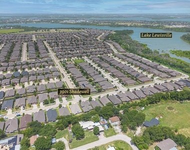 3901 Shadewell Street - Photo Thumbnail 3