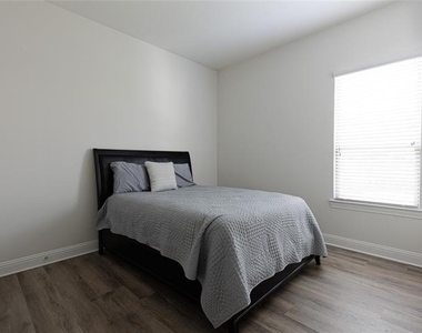 3901 Shadewell Street - Photo Thumbnail 25