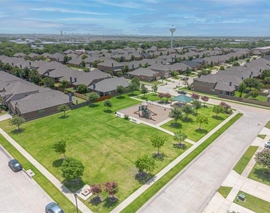 3901 Shadewell Street - Photo Thumbnail 28