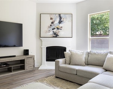 3901 Shadewell Street - Photo Thumbnail 14