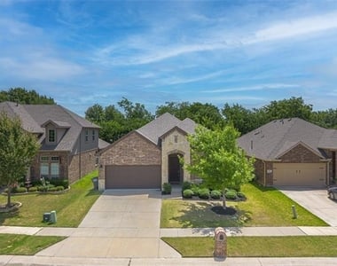 3901 Shadewell Street - Photo Thumbnail 4