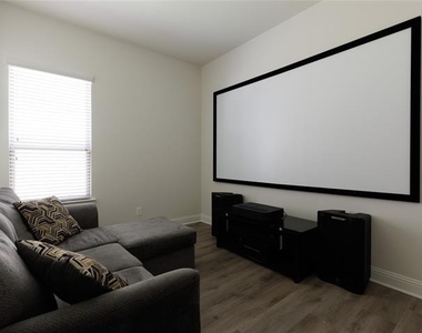 3901 Shadewell Street - Photo Thumbnail 16