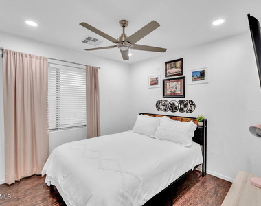 3678 E Yeager Court - Photo Thumbnail 24