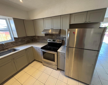 6111 Sw 31st Street - Photo Thumbnail 5