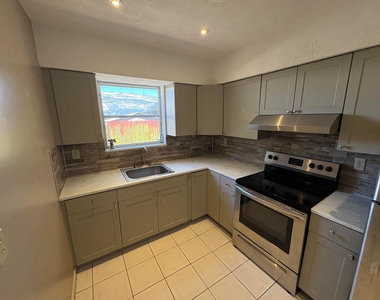 6111 Sw 31st Street - Photo Thumbnail 4