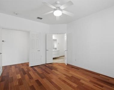 8100 Shasta Drive - Photo Thumbnail 13