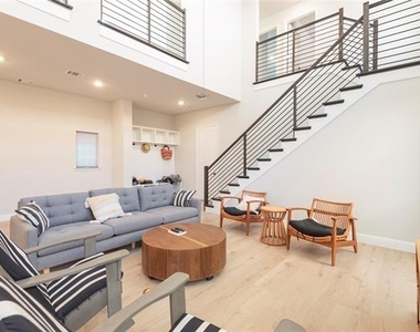 3675 Honeycutt Drive - Photo Thumbnail 12