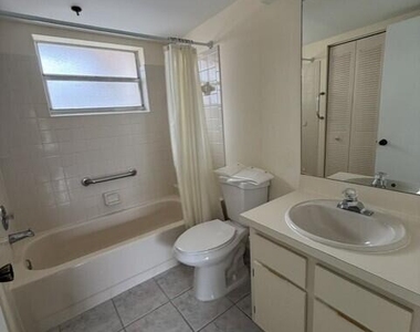 3031 Holiday Springs Boulevard - Photo Thumbnail 12
