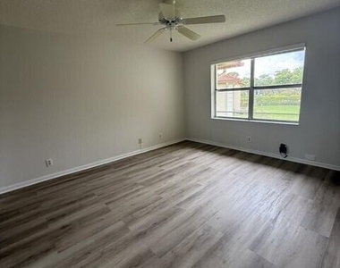 3031 Holiday Springs Boulevard - Photo Thumbnail 8