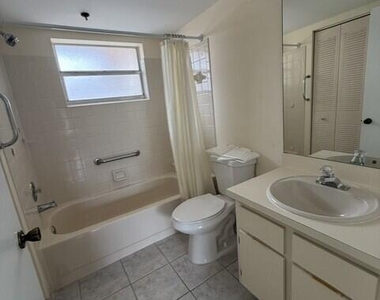 3031 Holiday Springs Boulevard - Photo Thumbnail 11