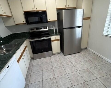 3031 Holiday Springs Boulevard - Photo Thumbnail 6