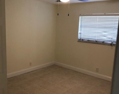 2530 Pierce Street - Photo Thumbnail 3