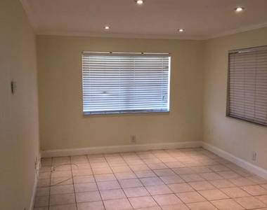 2530 Pierce Street - Photo Thumbnail 6