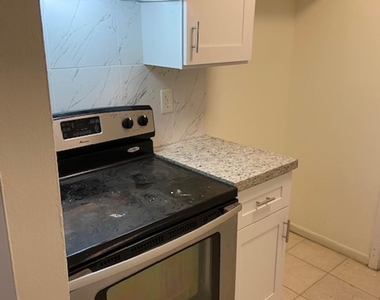 2530 Pierce Street - Photo Thumbnail 1