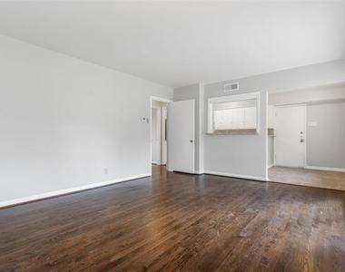 6506 Saint Moritz - Photo Thumbnail 1