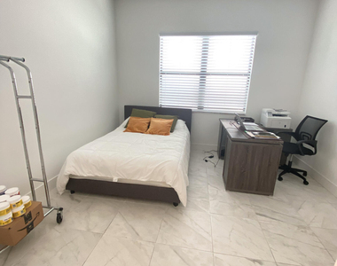 17296 Sea Blossom Way - Photo Thumbnail 28