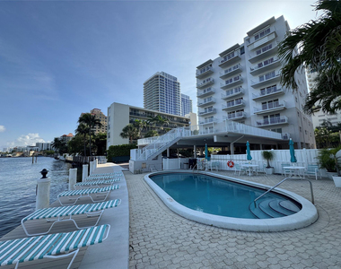 95 N Birch Road - Photo Thumbnail 15