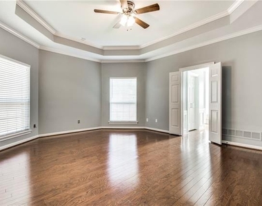 5956 Encore Drive - Photo Thumbnail 16