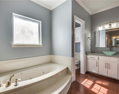 5956 Encore Drive - Photo Thumbnail 17