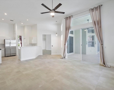 970 Greenwood Road - Photo Thumbnail 21