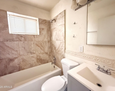 2232 E Burgess Lane - Photo Thumbnail 9