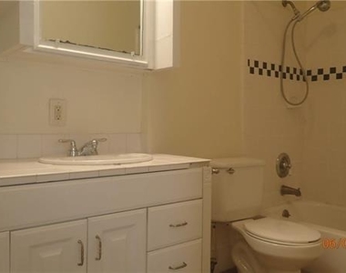 5923 Worth Street - Photo Thumbnail 4