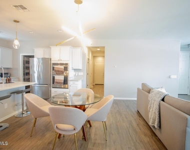 9969 W Robin Lane - Photo Thumbnail 15