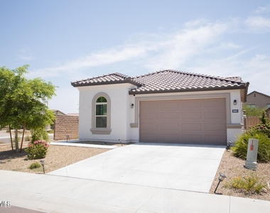 9969 W Robin Lane - Photo Thumbnail 5