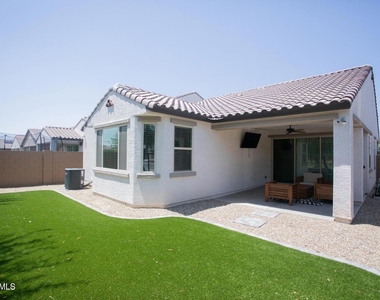 9969 W Robin Lane - Photo Thumbnail 3