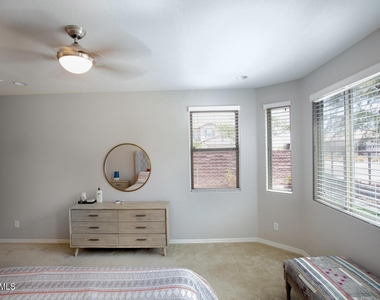 9969 W Robin Lane - Photo Thumbnail 26
