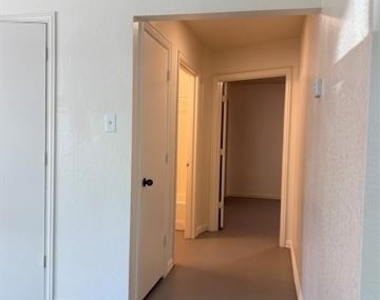 222 N N Sixth Street - Photo Thumbnail 7