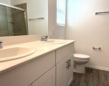 829 Lake Fletcher Road - Photo Thumbnail 25