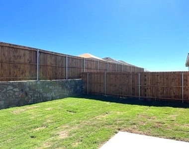 829 Lake Fletcher Road - Photo Thumbnail 30