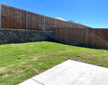 829 Lake Fletcher Road - Photo Thumbnail 32