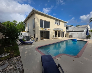 5220 Nw 53rd Avenue - Photo Thumbnail 5