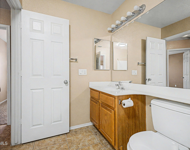 12899 S 175th Avenue - Photo Thumbnail 25