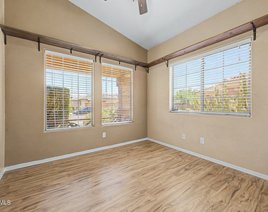 12899 S 175th Avenue - Photo Thumbnail 23