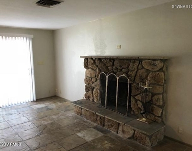 1207 S Roosevelt Street - Photo Thumbnail 5