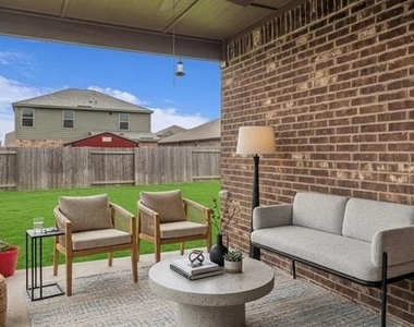 124 Bowen Street - Photo Thumbnail 18